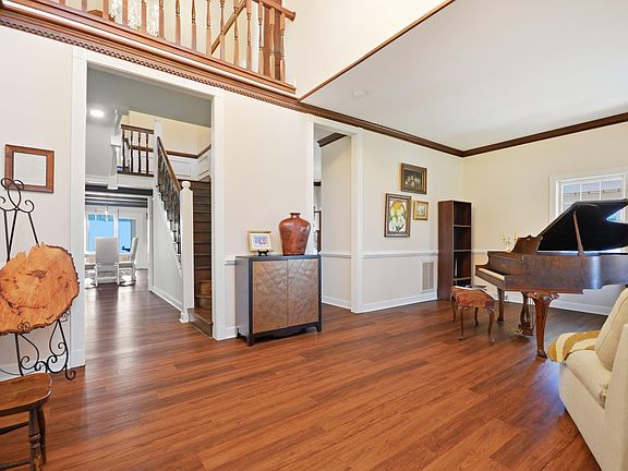 3rd image of 1303 Ansel School Rd