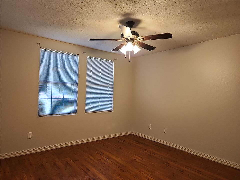 1st image of 1604 Carolina Ridge Way