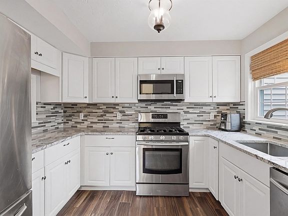 3rd image of 24 Hovey Pond Dr Unit 24
