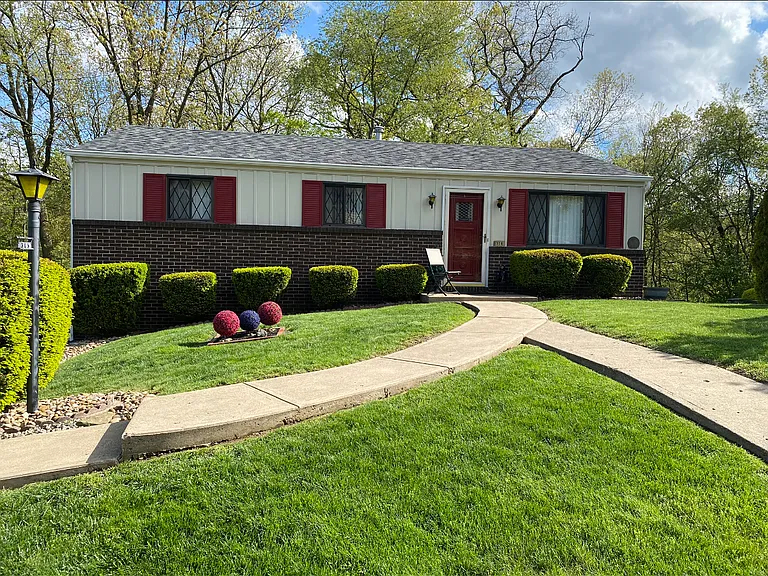 309 Pontiac Ave — Photo 1