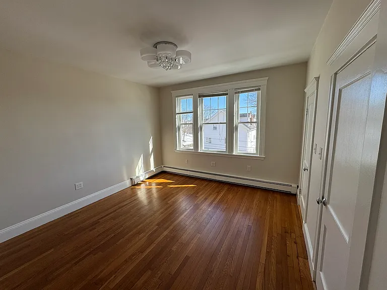 84 Tudor St #6 — Photo 8