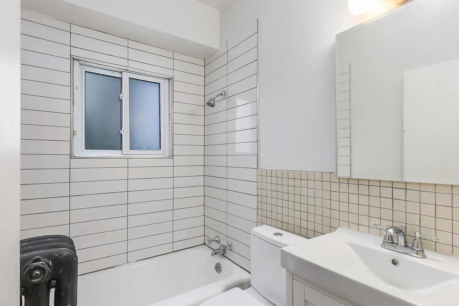 1335 Crane St — Photo 3