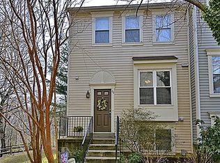 63 Kinsman View Cir, Silver Spring, MD 20901