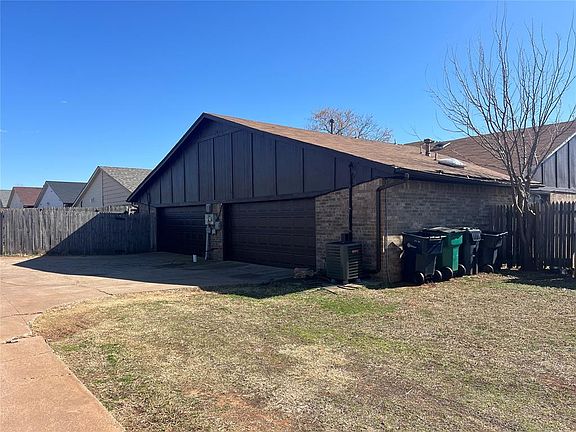 2nd image of 545 NW 137th St