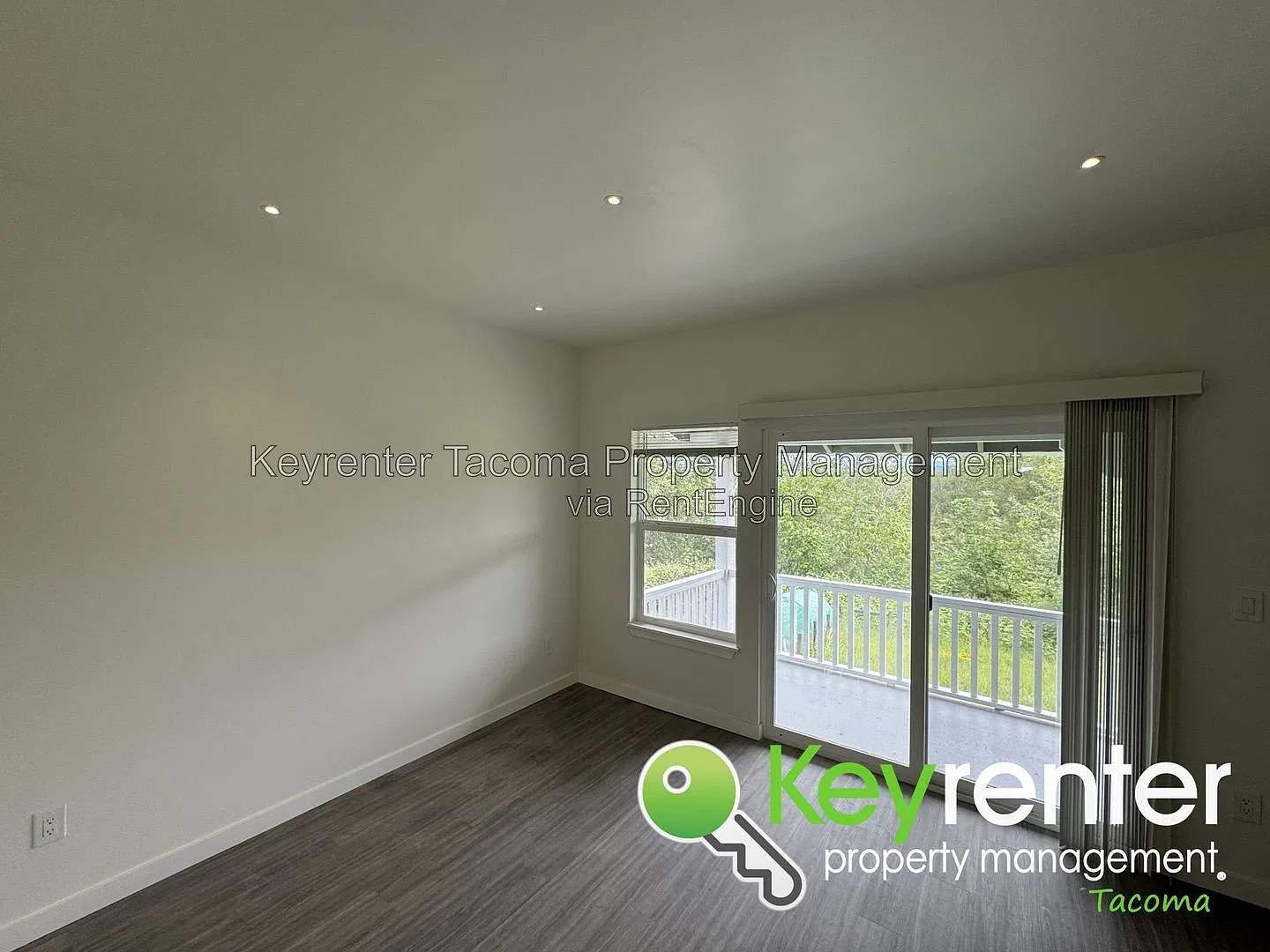 4 bed, 2.0 bath, 1300 sqft, $2,500 — Photo 4