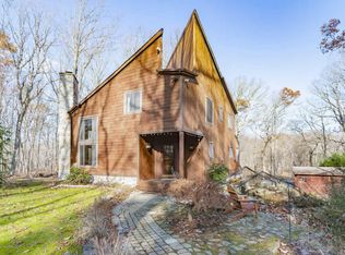 11 Deer Trail Dr, Millstone Township, NJ 08510