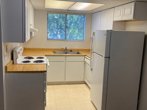 5th image of 4650 S Quail Park Dr #L-1