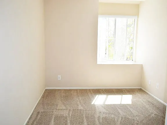 Parc Pointe Apartments — Photo 12