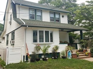 24 S Cottage St, Valley Stream, NY 11580