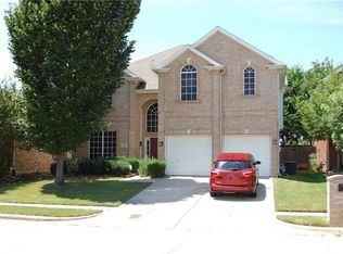 10033 Jessica St, Fort Worth, TX 76244