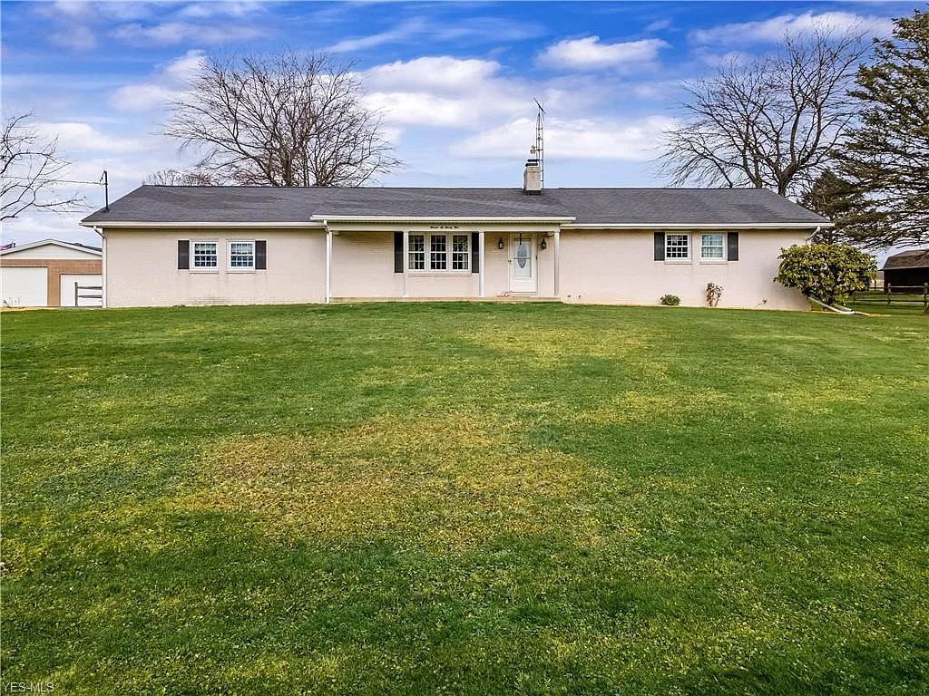 11695 Poorman St SW photo 1