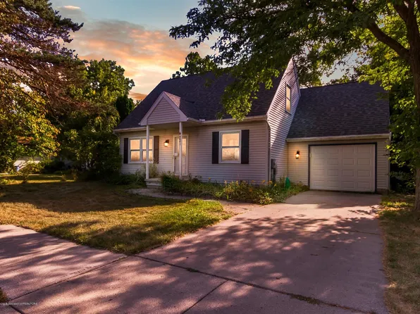 4221 Chickory Ln, Lansing, MI 48910