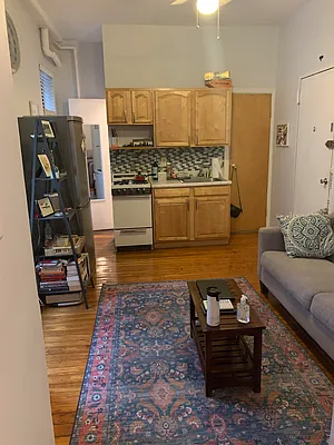Rented by Kenneth Rosenblum, LREB | media 15