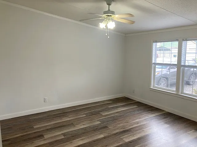 121 J F Morris Dr — Photo 8