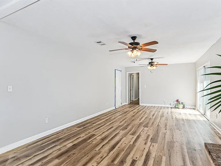 6222 Maybelle Dr — Photo 14