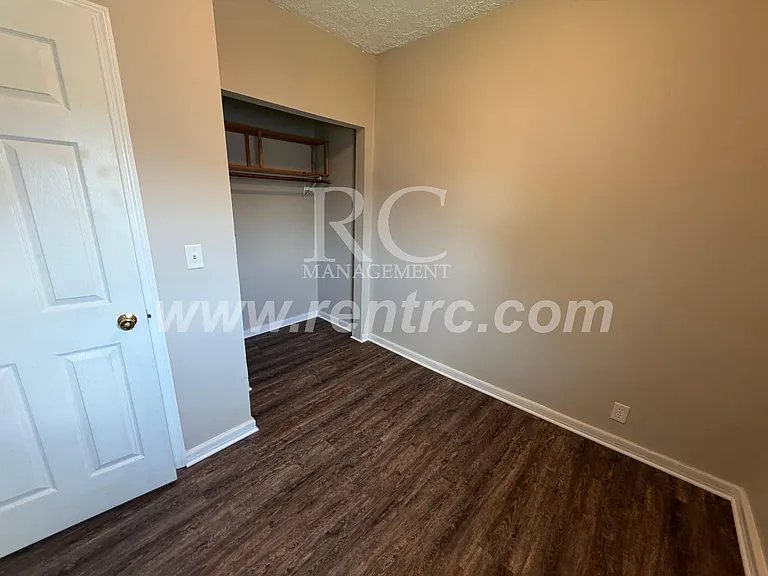 604D N Main St — Photo 8