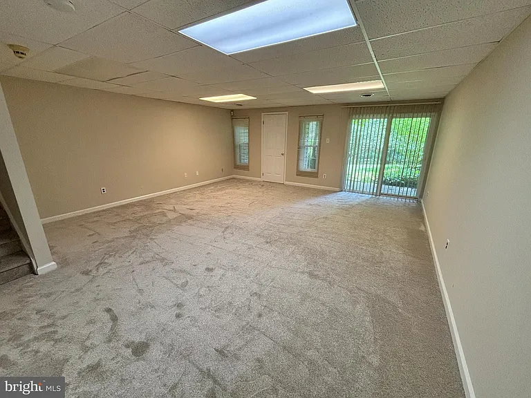 335 Danbury Ct #335 — Photo 29