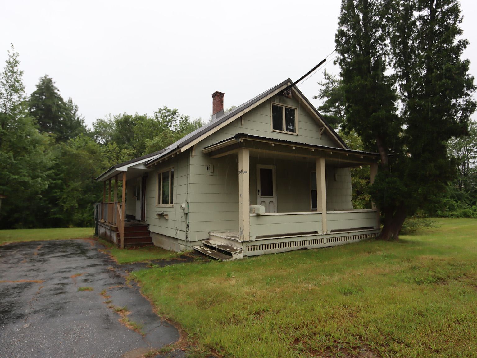 1041 Sabattus Street, Lewiston, ME 04240 Zillow