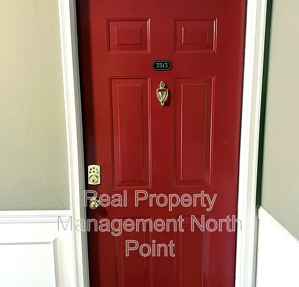 3513 Essex Ave — Photo 2