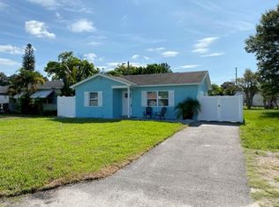 1414 Freemont St S, Gulfport, FL 33707