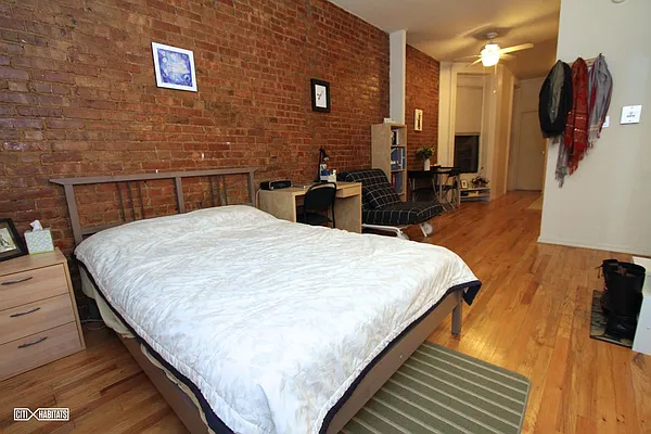 Rented by Citi Habitats | media 13