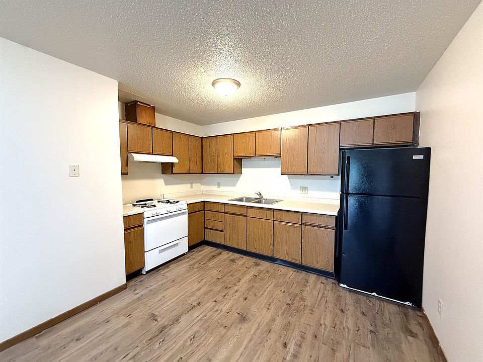 2nd image of 370 E Birch Ave #136B