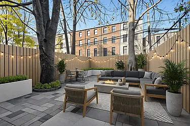 829 Putnam Avenue, #1