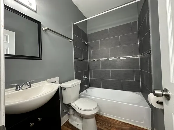 1106 Esplanade St #4, Marshall, TX 75670