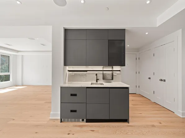 209 6th Street image 40 of 50