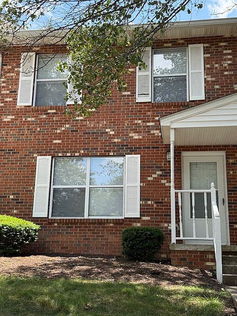 Entrance & front door