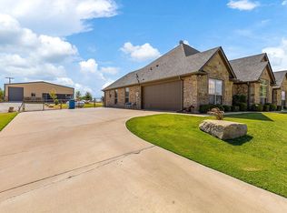 106 Tankersley Ln, Weatherford, TX 76087