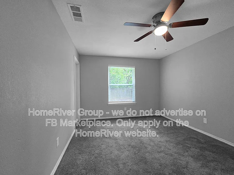 807 W Smith St — Photo 11