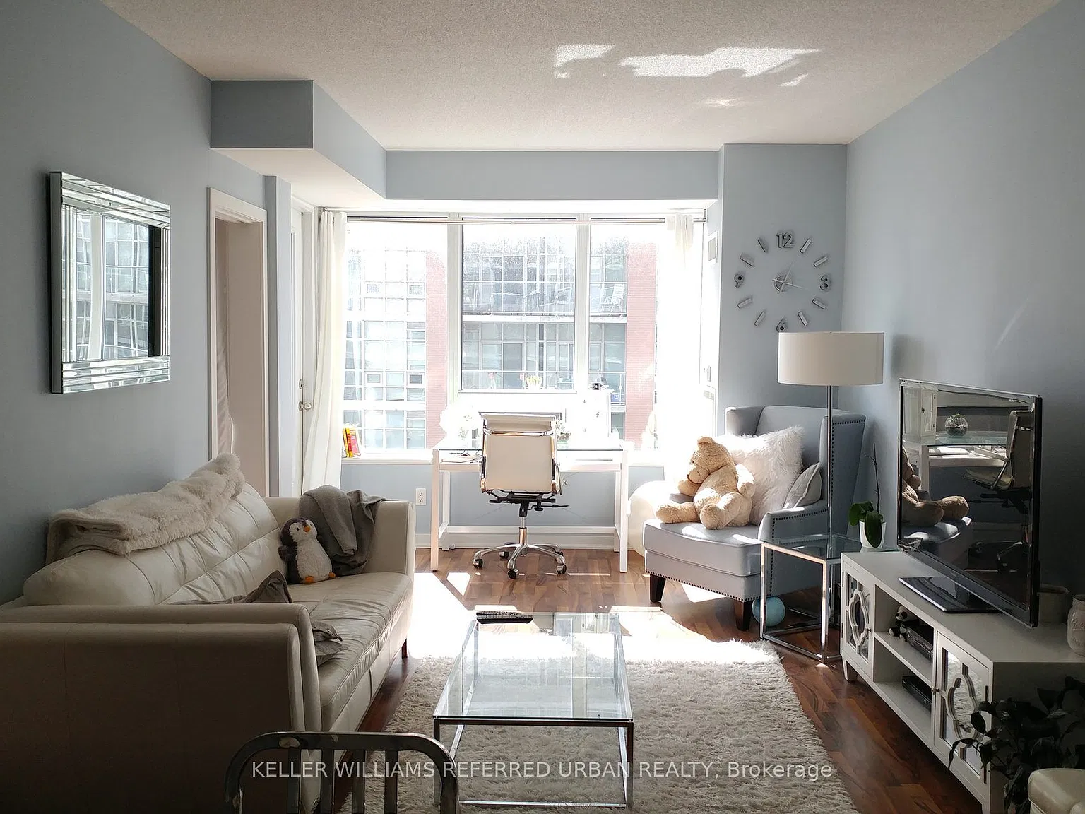 1 bed, $2,499 — Photo 4