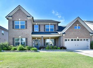 213 Delbourne Ln, Greer, SC 29651