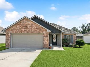 211 Ashton Oaks Ln, Luling, LA 70070