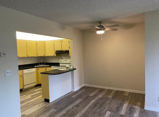 232 Pine Hov Cir APT C-1, Greenacres, FL 33463