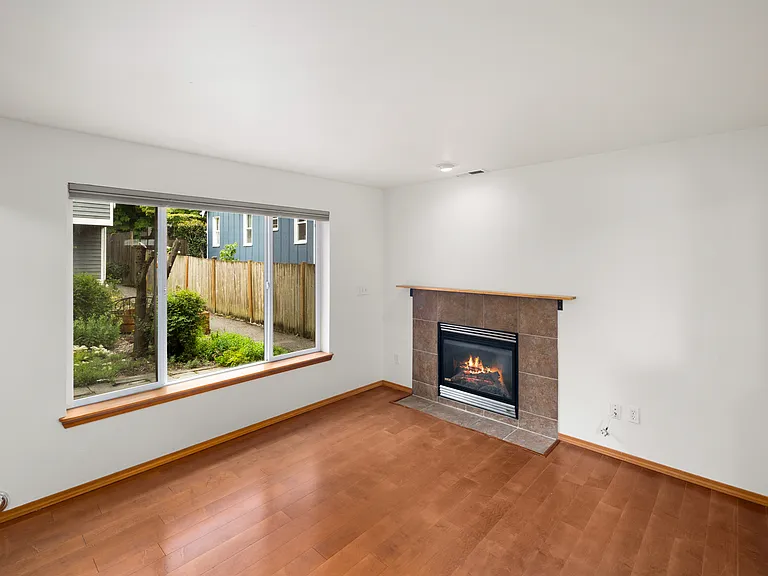 8823 Delridge Way SW #B — Photo 7