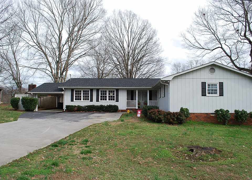 1st image of 2804 Wesdell Ln NW