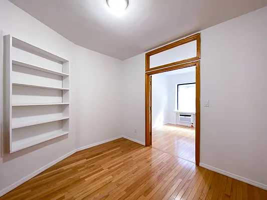 Rented by Compass | media 19