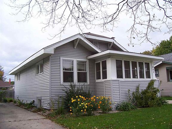 4th image of 863 Sherman Ave