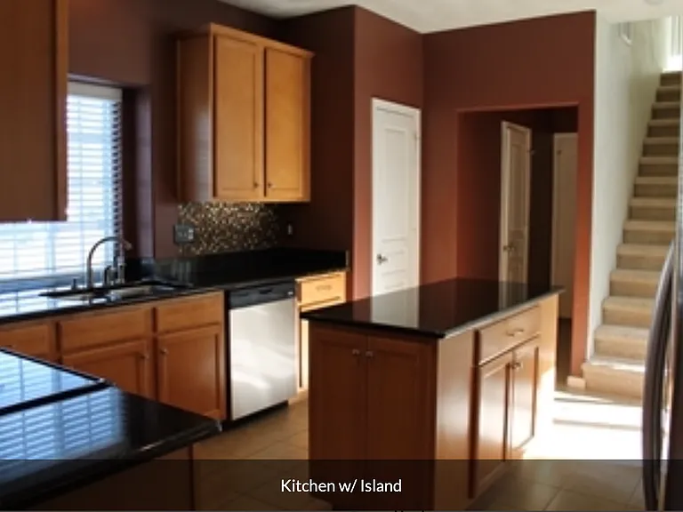 5629 Memorial Dr — Photo 10