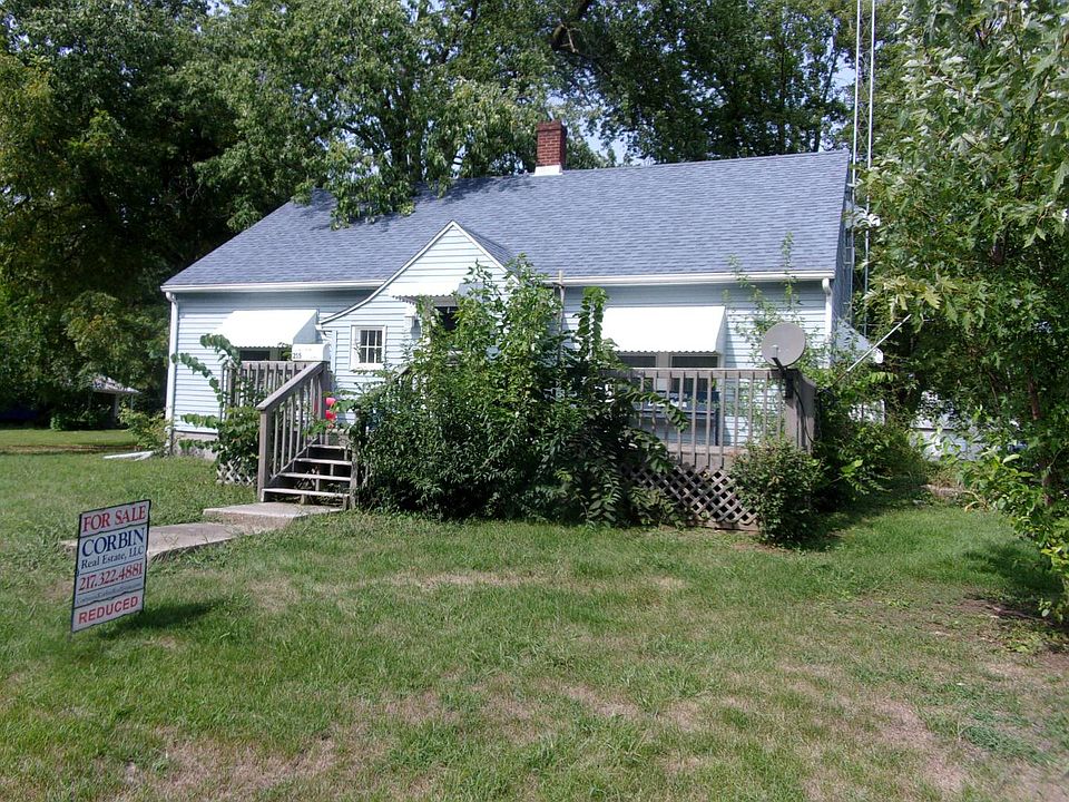 1st image of 215 W Clay St