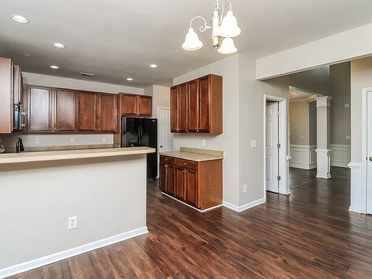 1647 Bradmere Ln — Photo 10