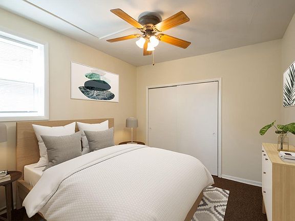 3rd image of 5637 W Lawrence Ave #2R