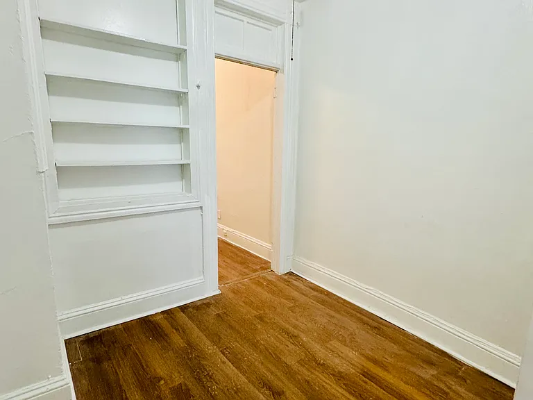 88 Jordan Ave — Photo 4