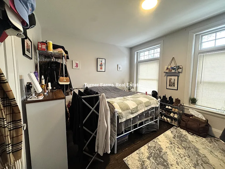 7R Strathmore Rd #3R — Photo 10