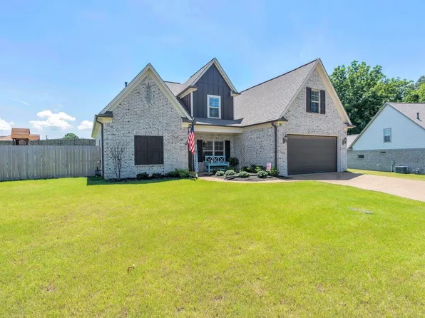 443 Eureka Trl, Atoka, TN 38004