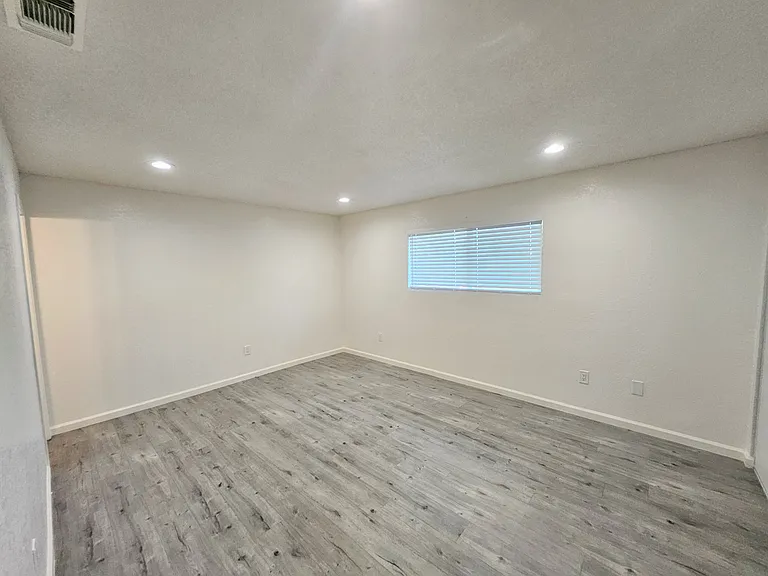 924 San Miguel Pl — Photo 35