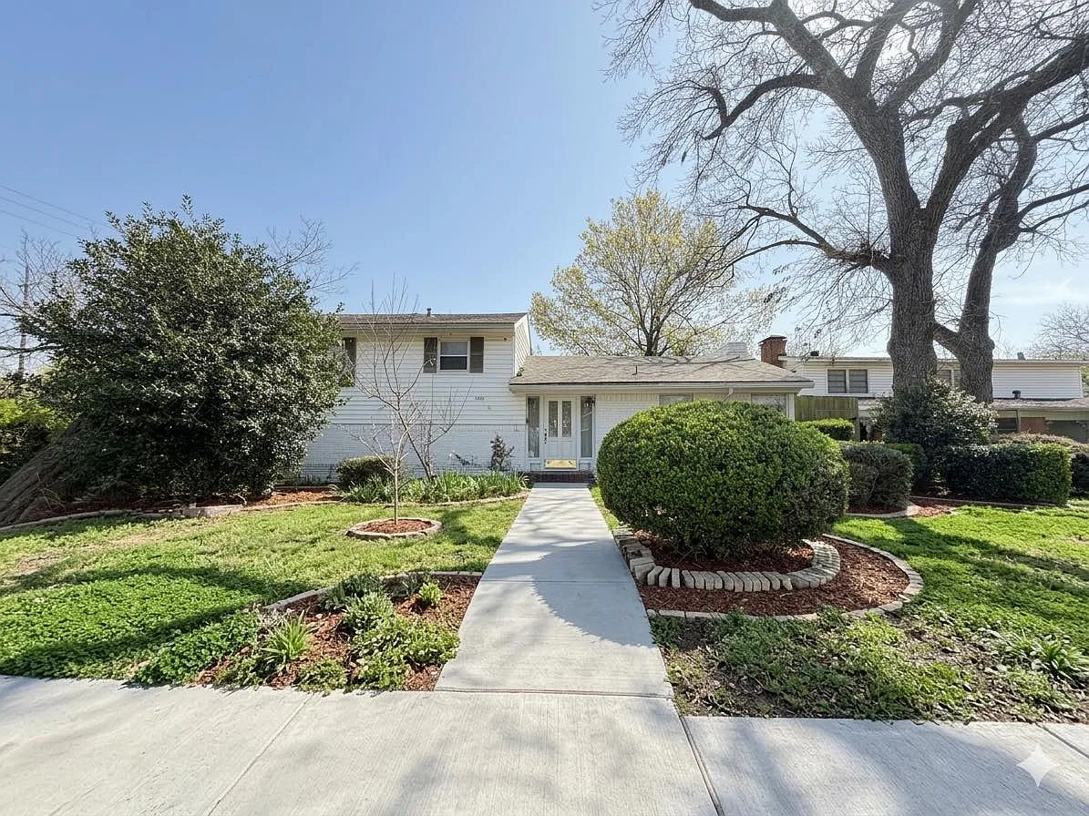 4 bed, 1843 sqft, $2,000 — Photo 1