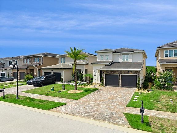 3rd image of 15702 VETTA DRIVE